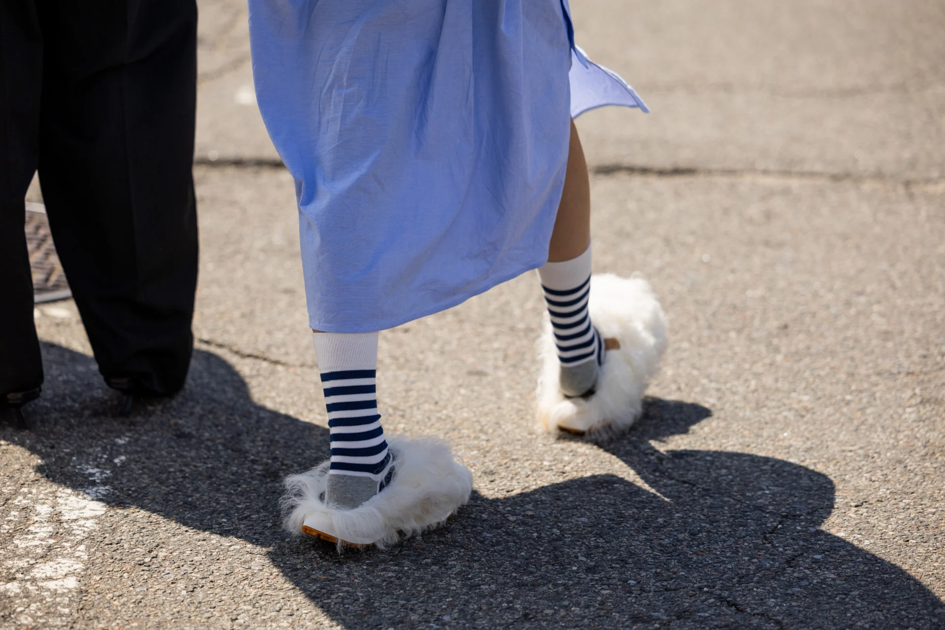 Fauzzy Slippers: Popular Women's Footwear Trend